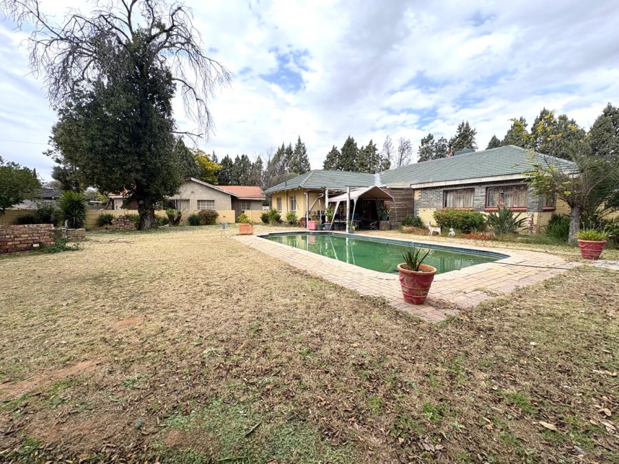6 Bedroom Property for Sale in Dagbreek Free State